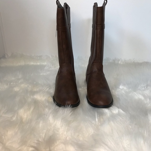 bobbie brooks boots